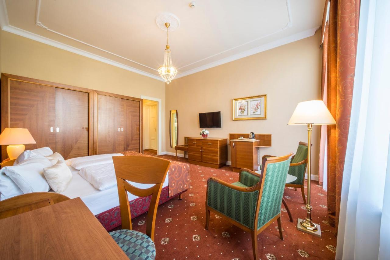 Spa Resort Pawlik-Aquaforum Františkovy Lázně Kültér fotó