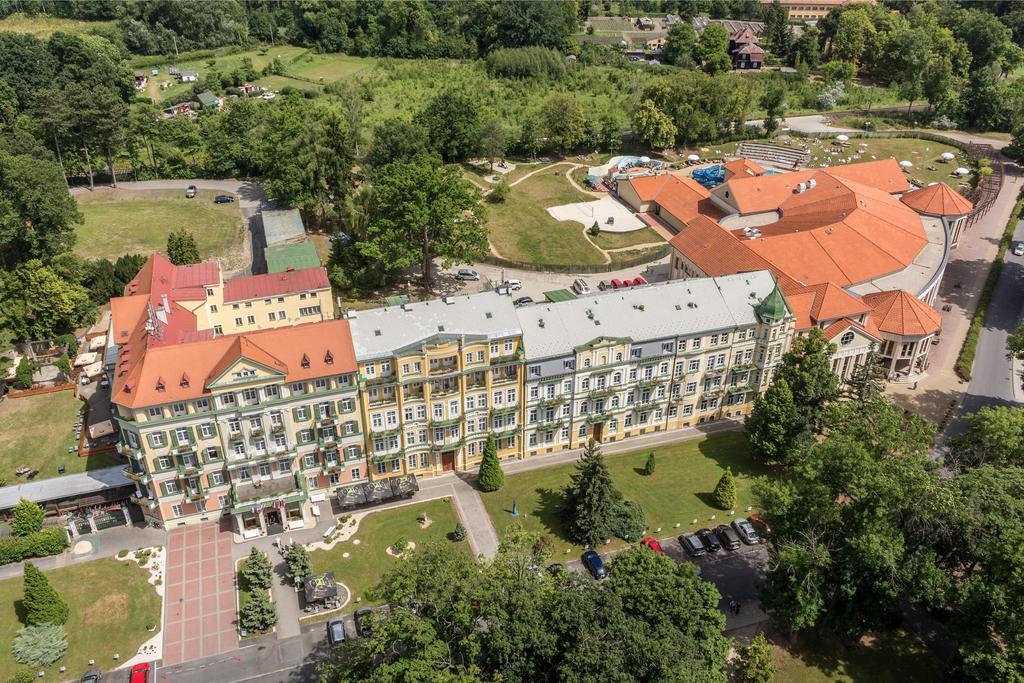 Spa Resort Pawlik-Aquaforum Františkovy Lázně Kültér fotó